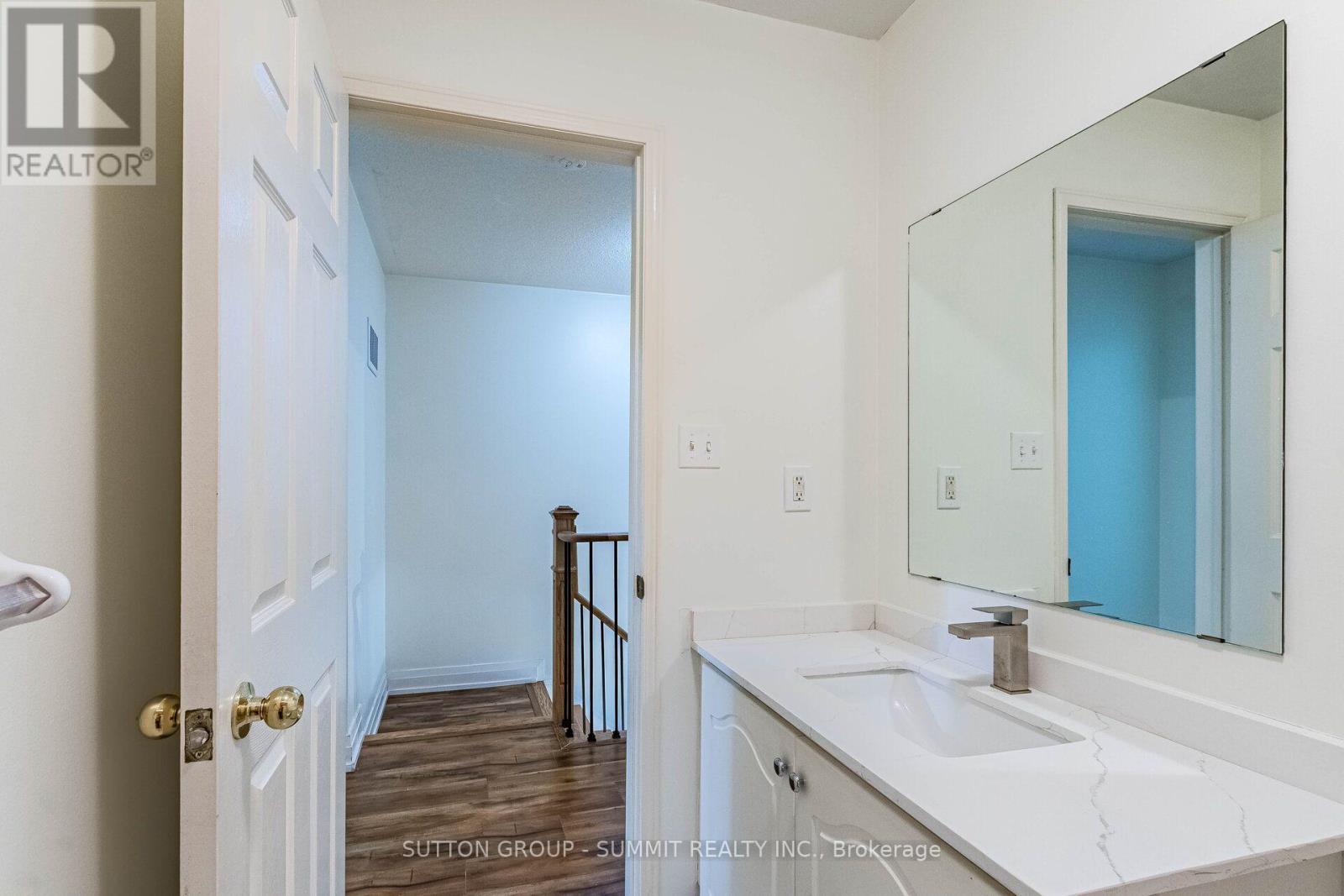 #63 1591 SOUTH PARADE COURT - 30