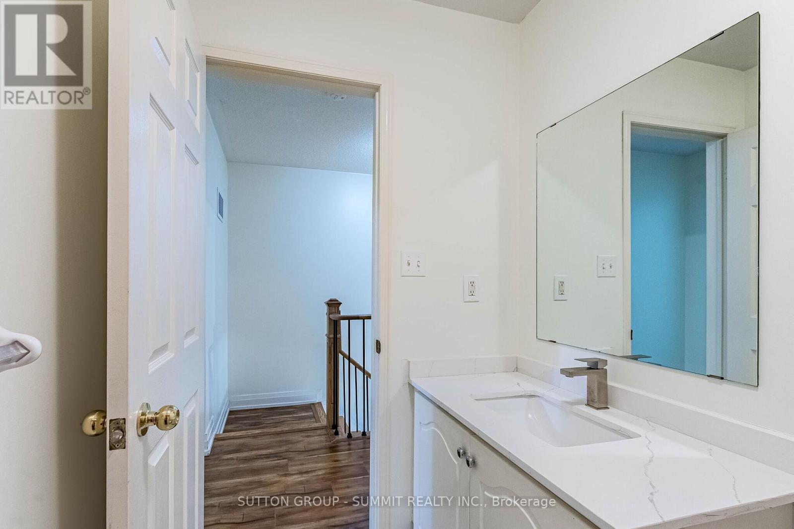#63 1591 SOUTH PARADE COURT - 41