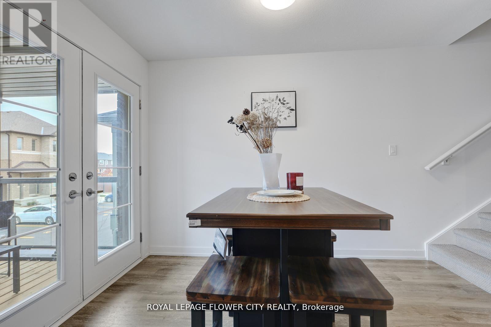 #16 205 WEST OAK TRAIL - 14
