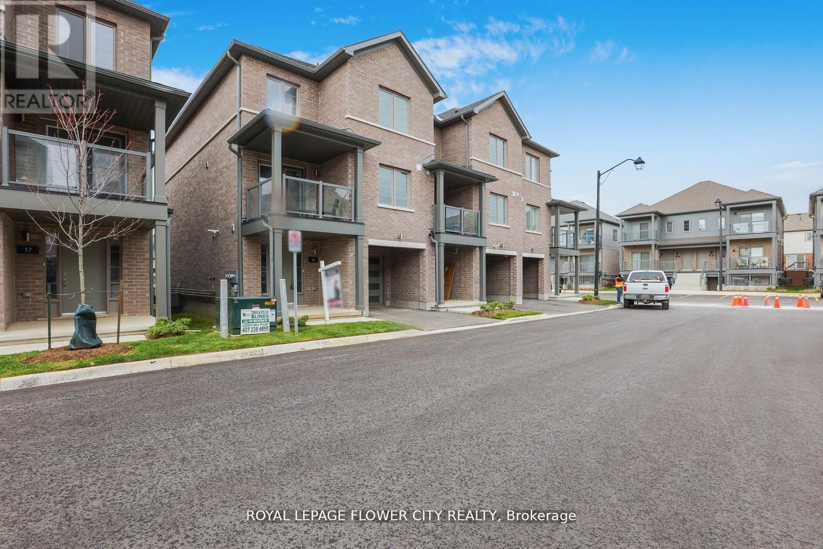 #16 205 WEST OAK TRAIL - 2