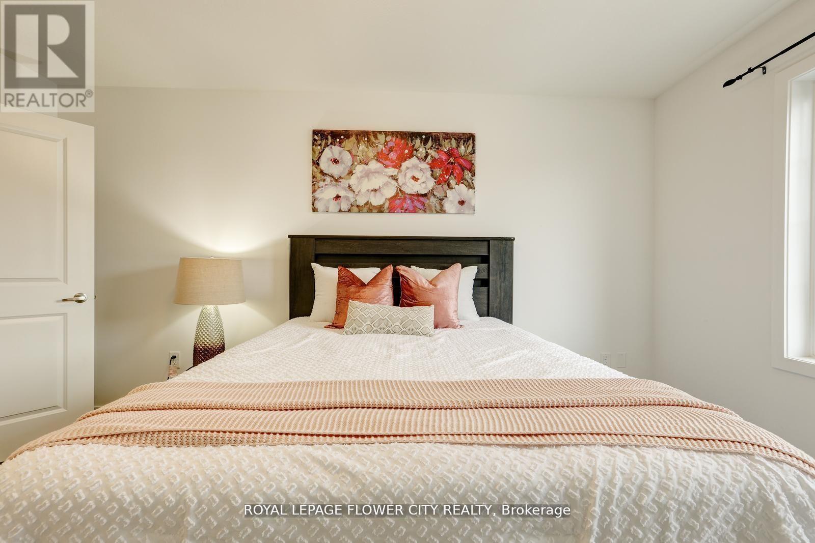 #16 205 WEST OAK TRAIL - 26