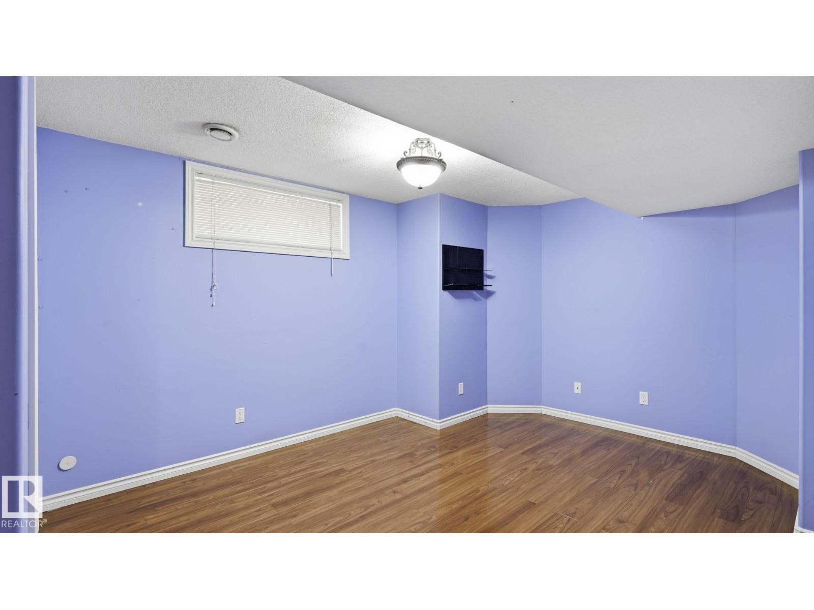 3591 MCLEAN CR SW - 36