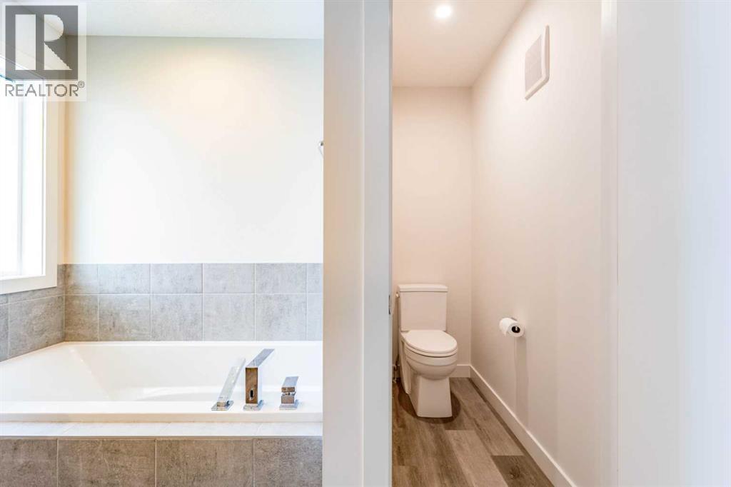 64 Waterford Terrace - 31
