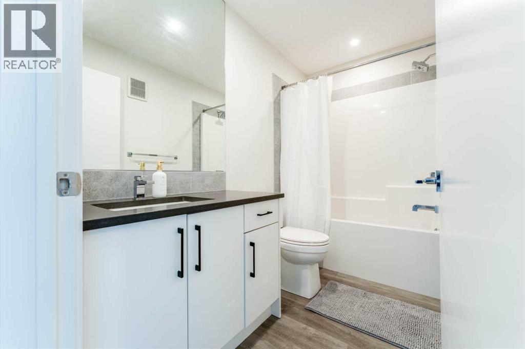 64 Waterford Terrace - 34