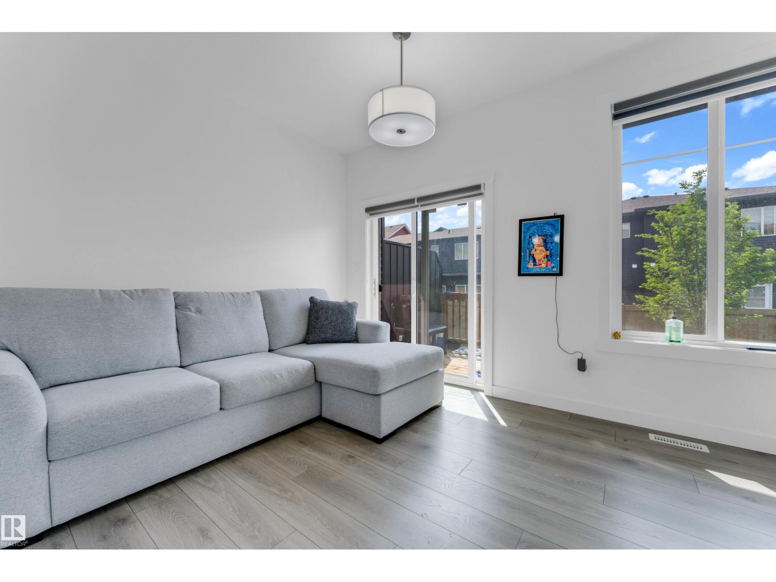 #56 2710 66 ST SW - 8