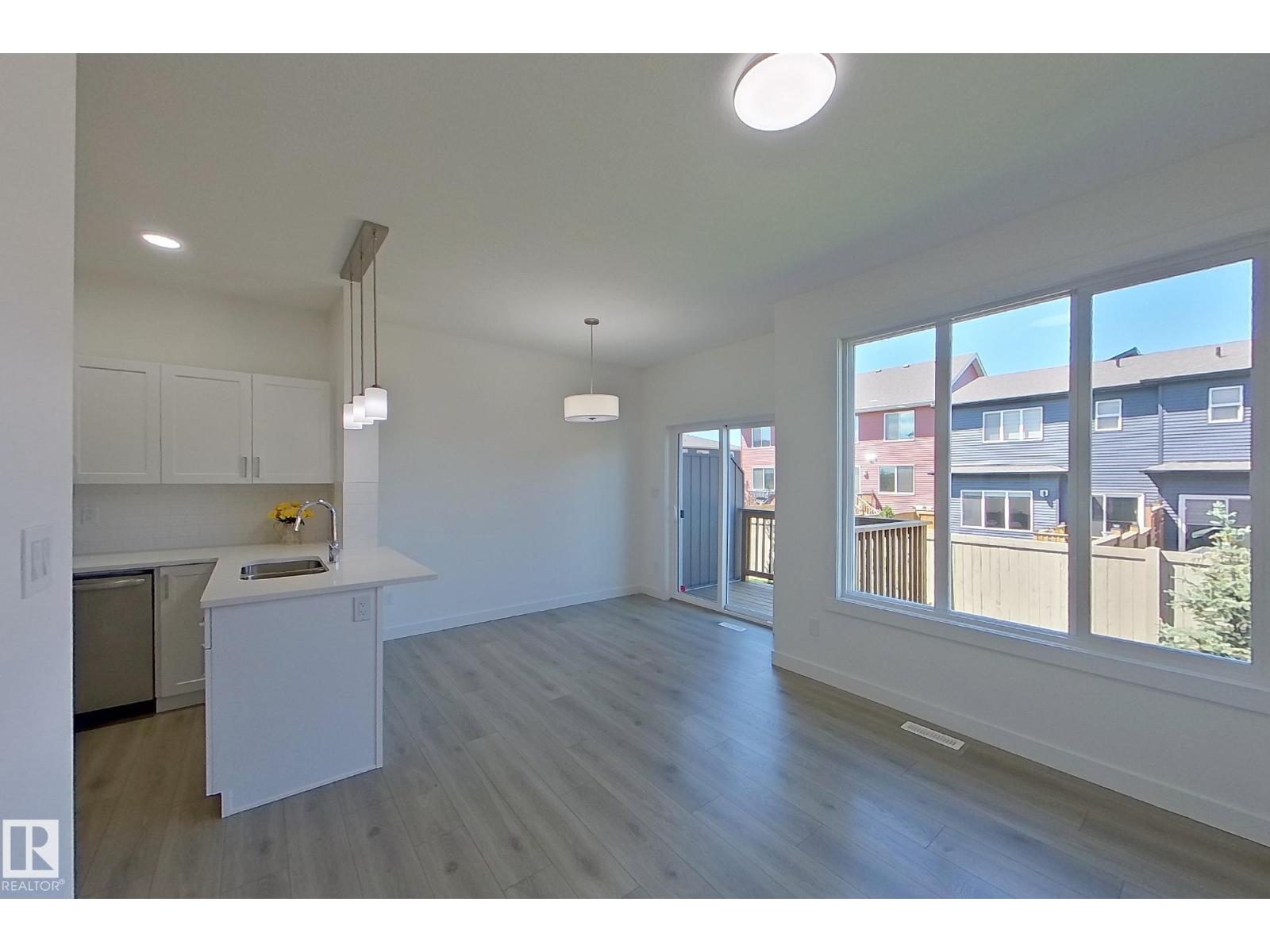 #54 2710 66 ST SW - 12
