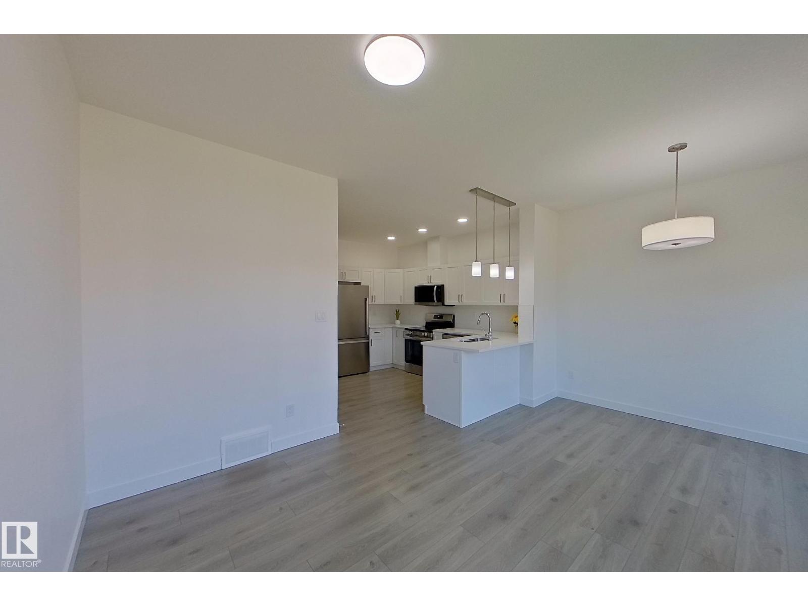 #54 2710 66 ST SW - 13