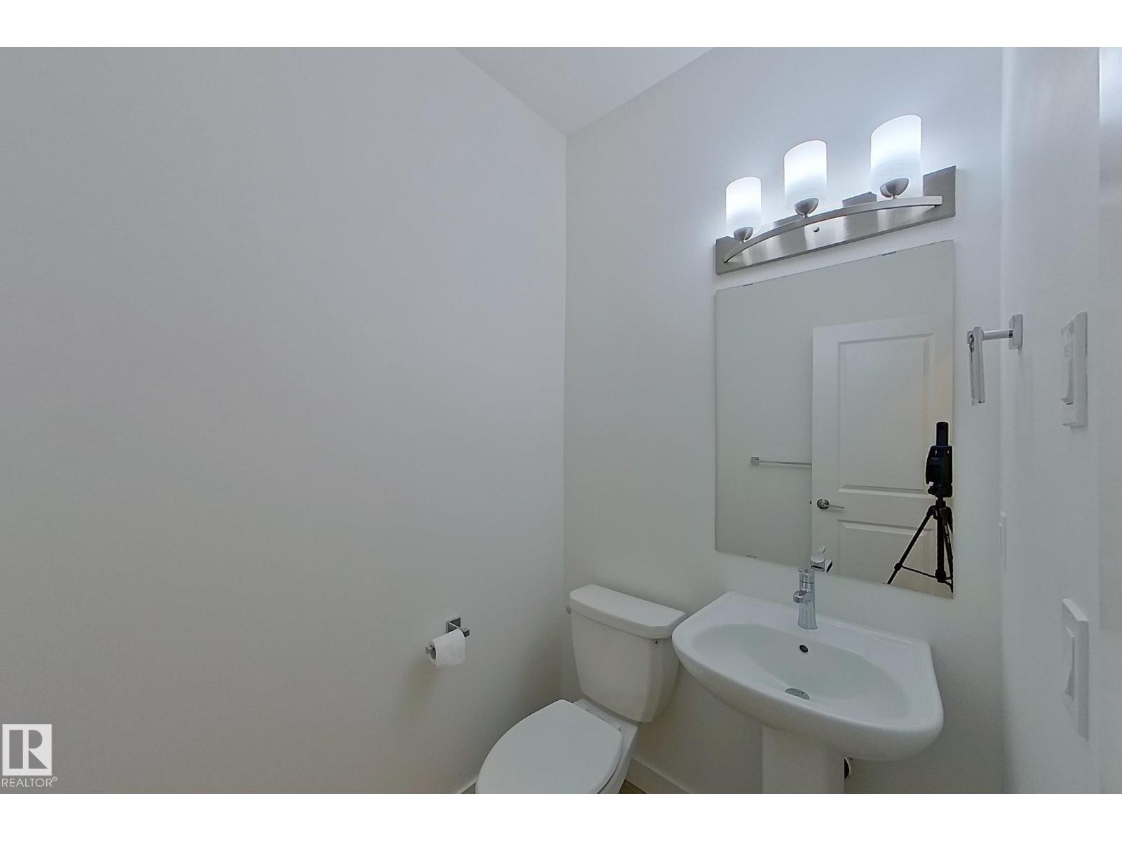 #54 2710 66 ST SW - 14