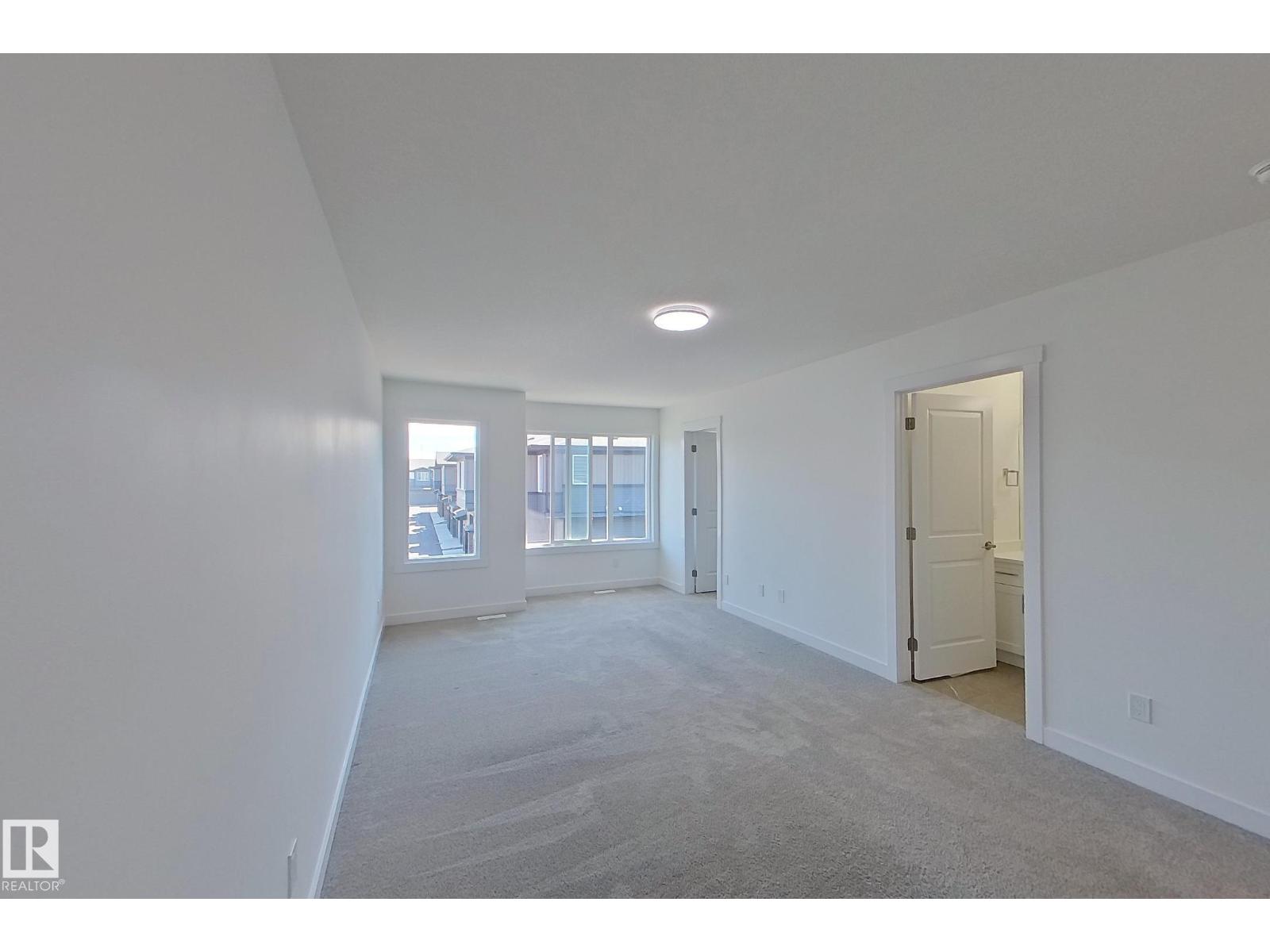 #54 2710 66 ST SW - 23