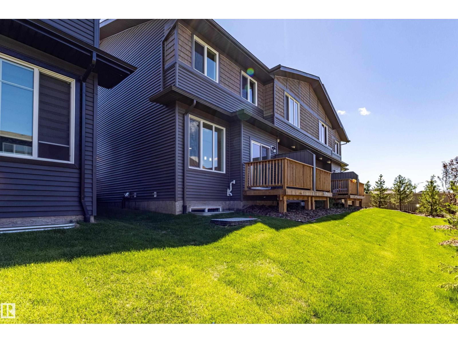#54 2710 66 ST SW - 33