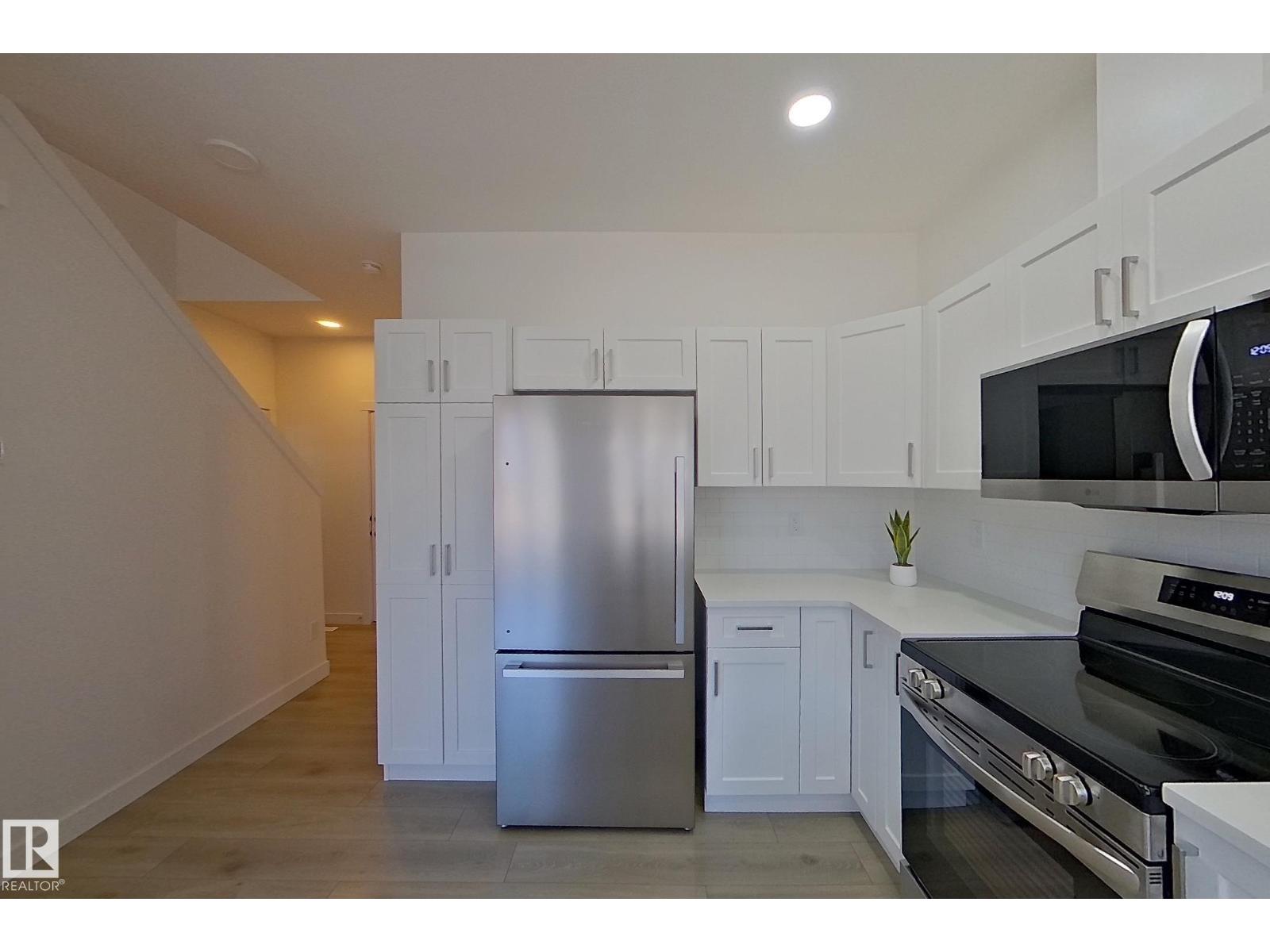#54 2710 66 ST SW - 6