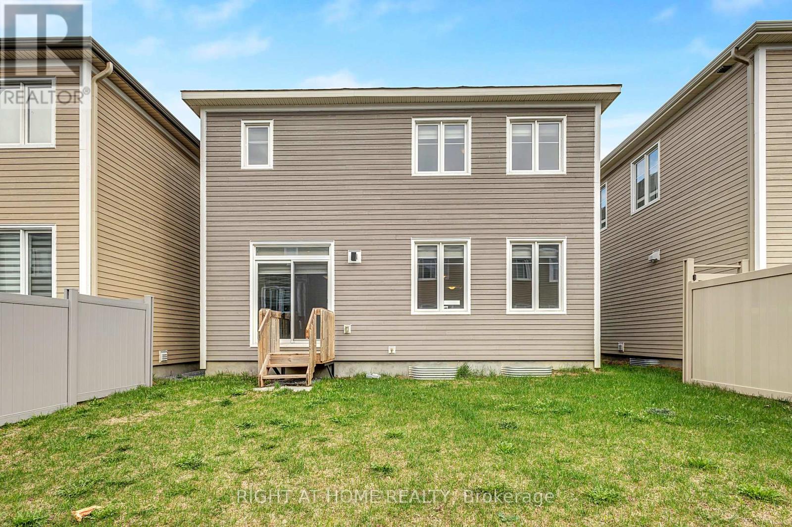 206 PURSUIT TERRACE - 19