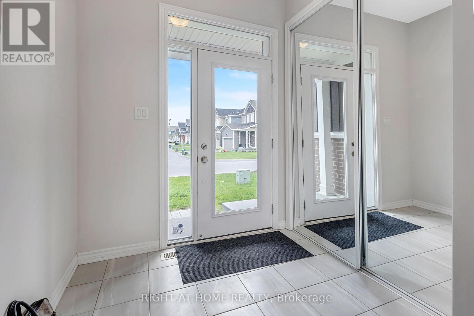 206 PURSUIT TERRACE - 3