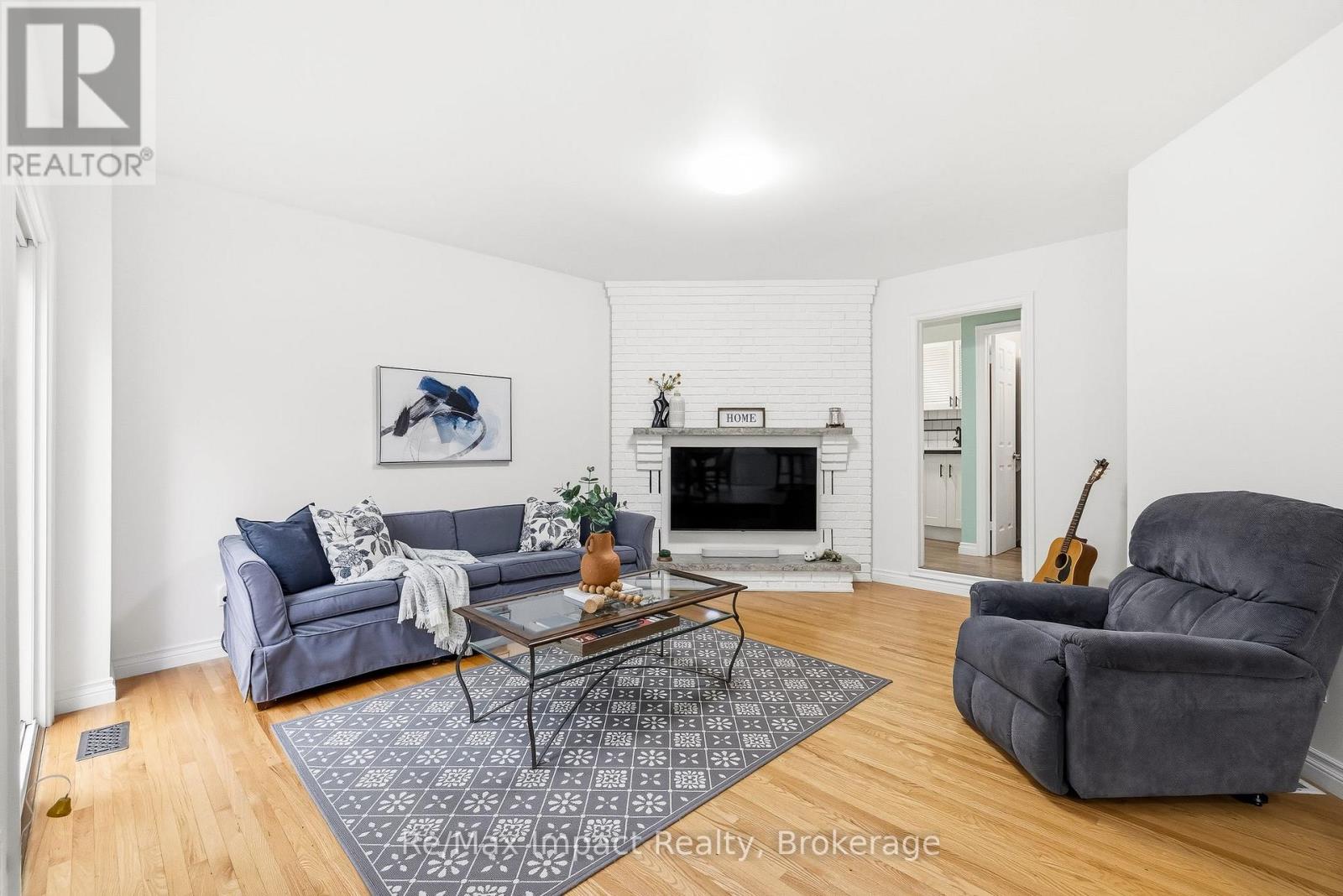 293 BLUE HERON DRIVE - 11