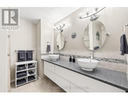 293 Blue Heron Drive, Oshawa, ON L1G6X7 Photo 32