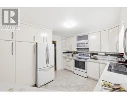 Eating area - 293 Blue Heron Drive, Oshawa, ON L1G6X7 Photo 7