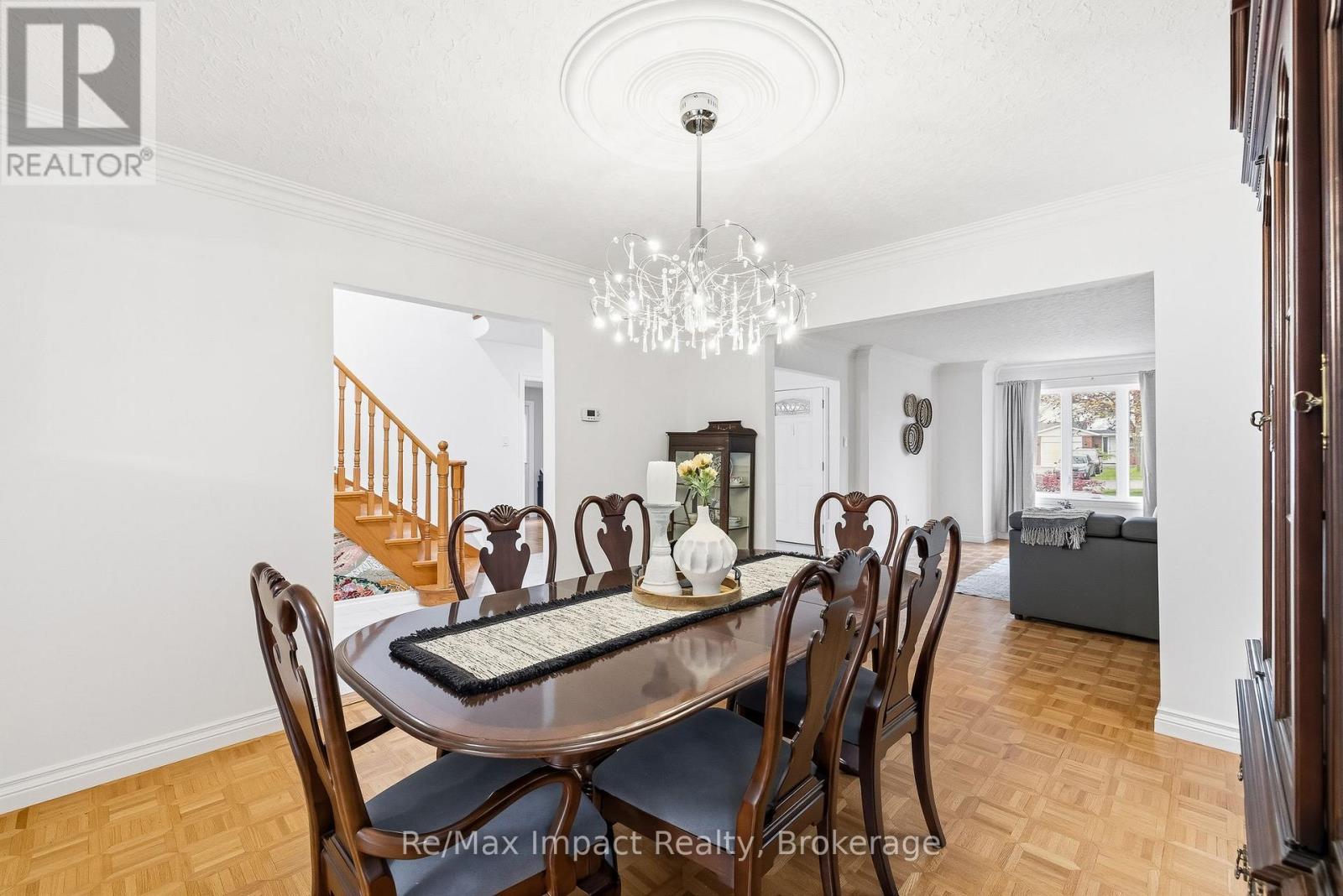 293 BLUE HERON DRIVE - 6