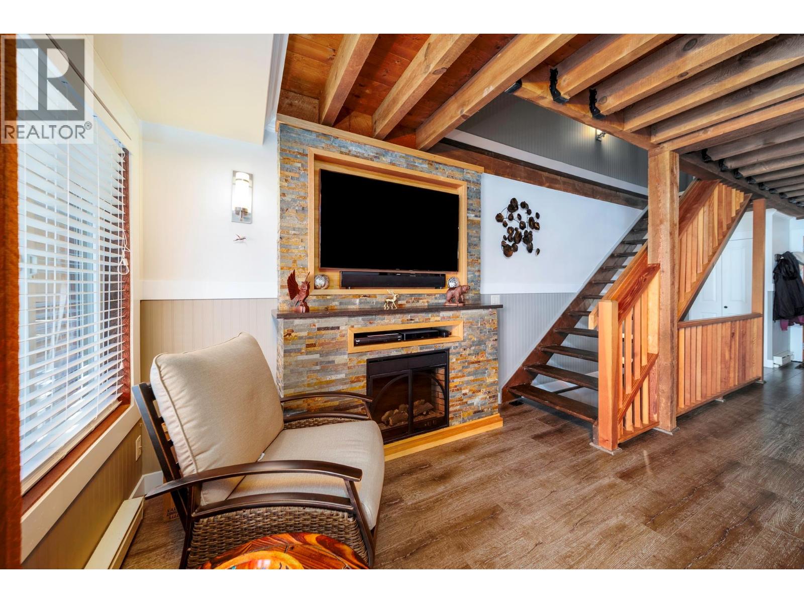 #10 4215 Westside Road - 30