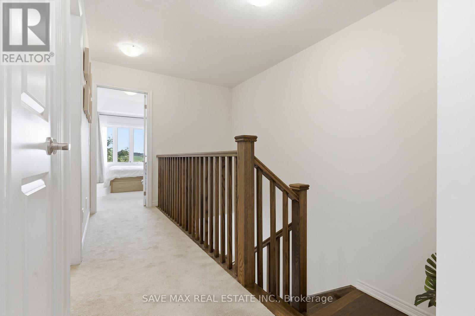 216 BROADACRE DRIVE - 29