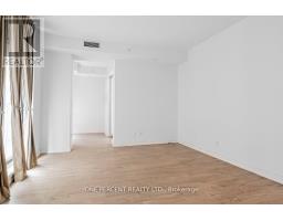 Bathroom - 426 - 30 Nelson Street, Toronto, ON M5V0H5 Photo 6