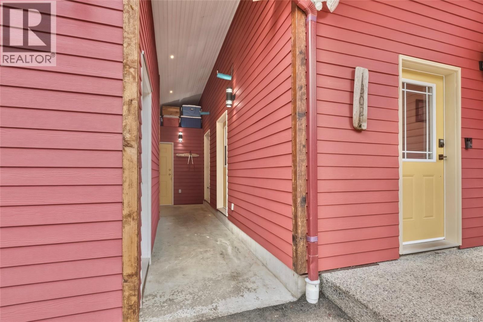 1302 Victoria Rd, Ucluelet