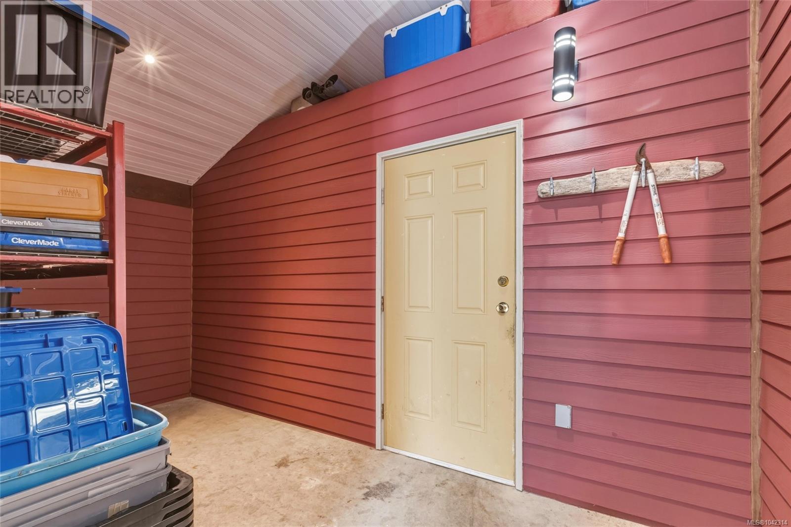 1302 Victoria Rd, Ucluelet