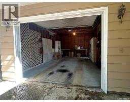 400 Gallaway Street, Estevan, SK S4A0A9 Photo 28