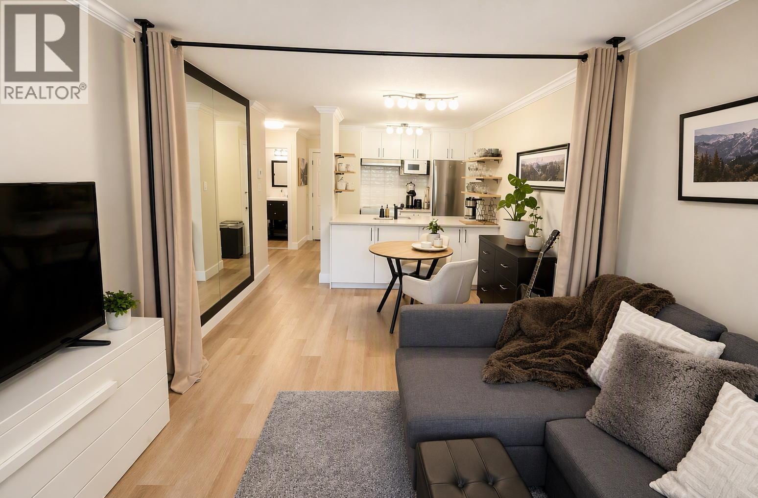 106 2005 NORDIC PLACE, Whistler