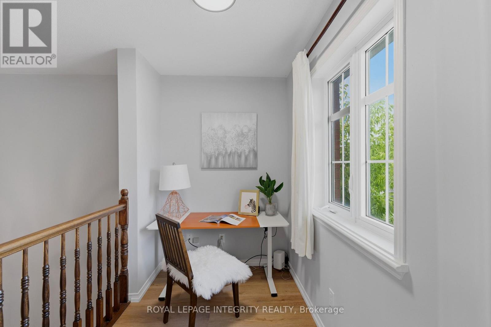 3 Bed, 3 Bath House for Sale in Ottawa – 160 DEERCROFT AVENUE, Ottawa – MLS# X13524788 - Image 21