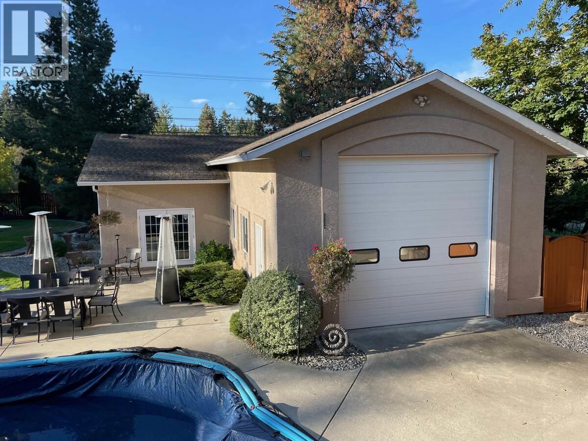 3911 Lakevale Place - 46