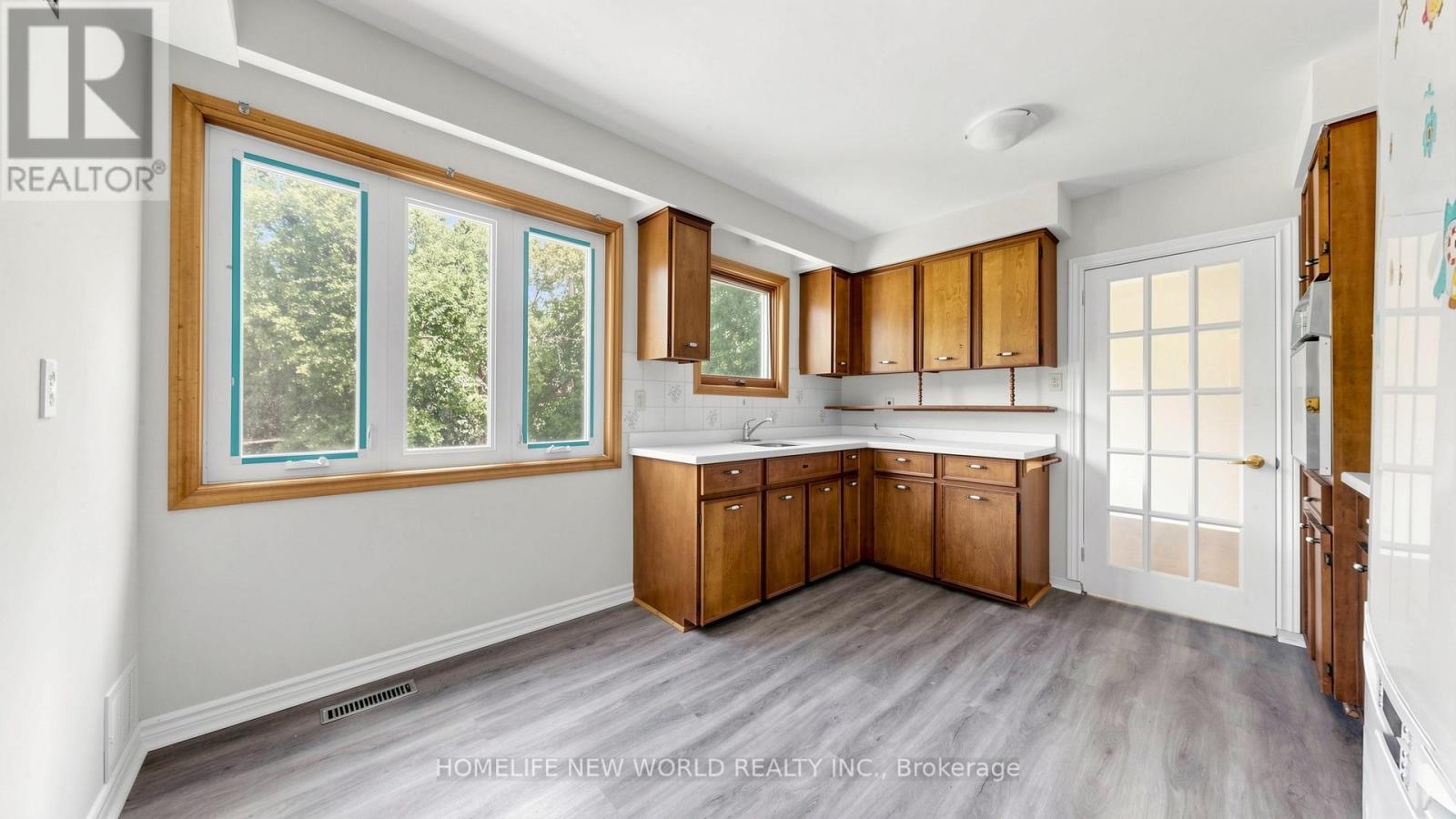 7 CALLAHAN ROAD - 11