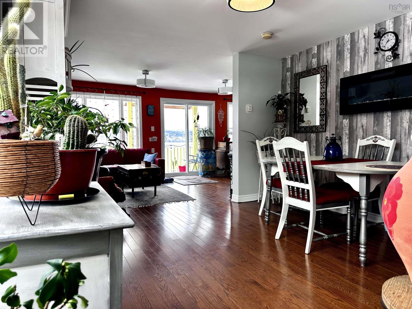 8872 Kempt Head Road - 24