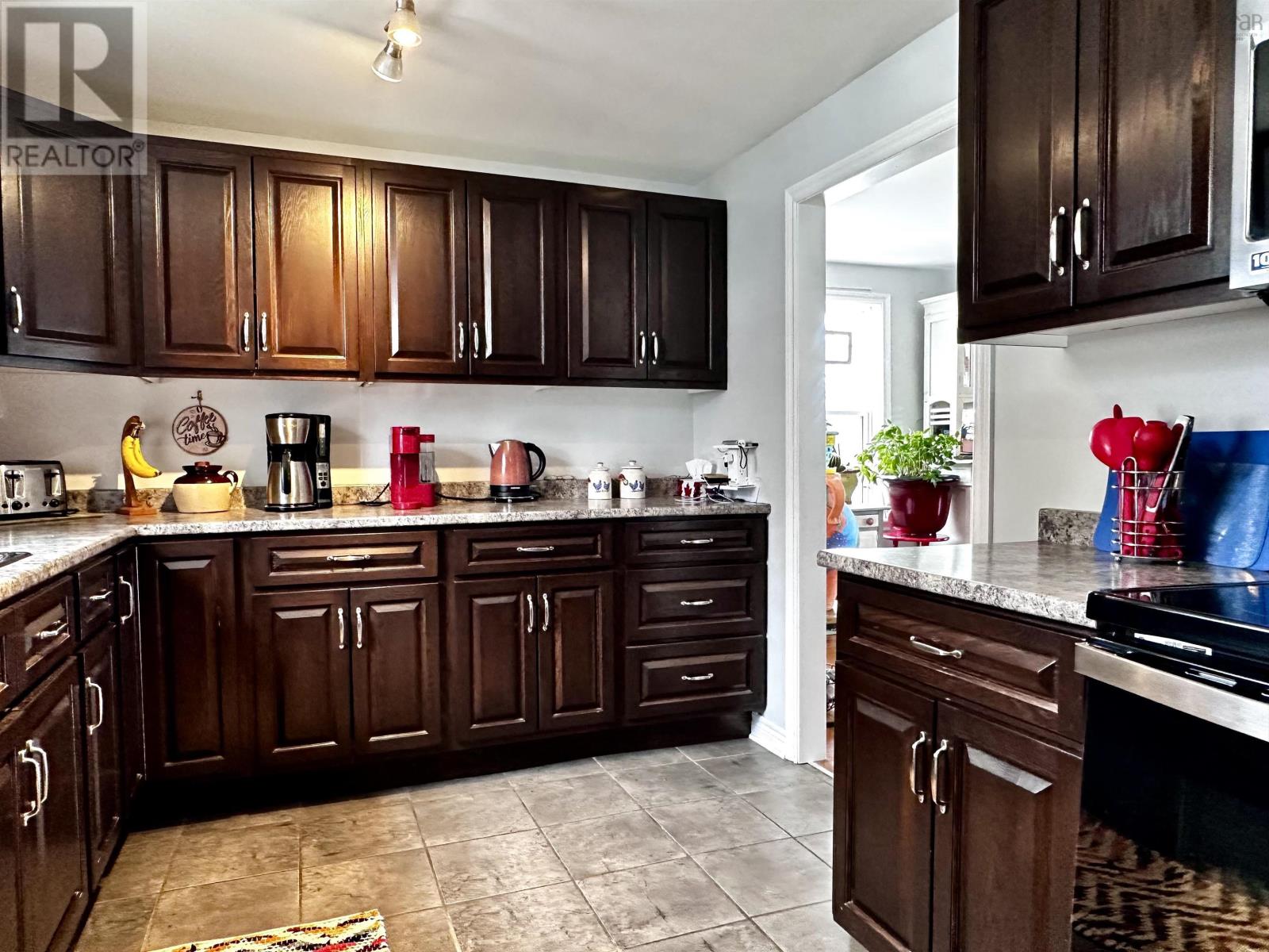 8872 Kempt Head Road - 12