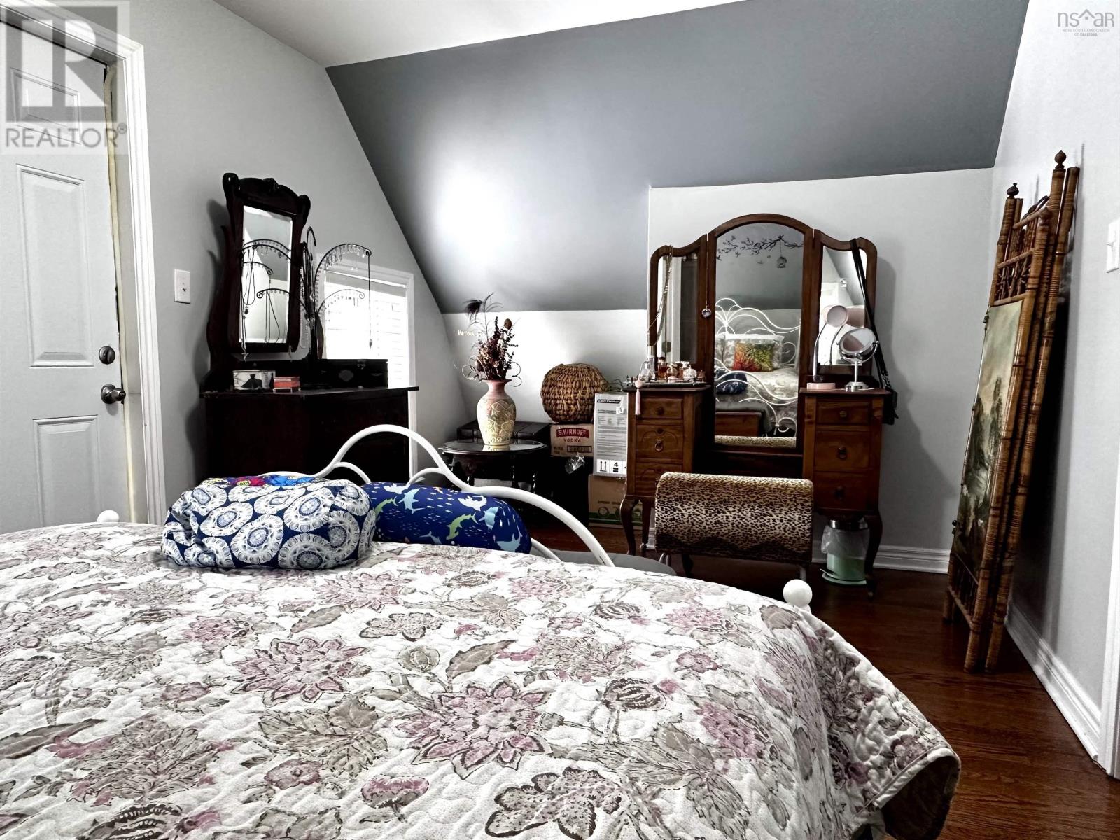 8872 Kempt Head Road - 40