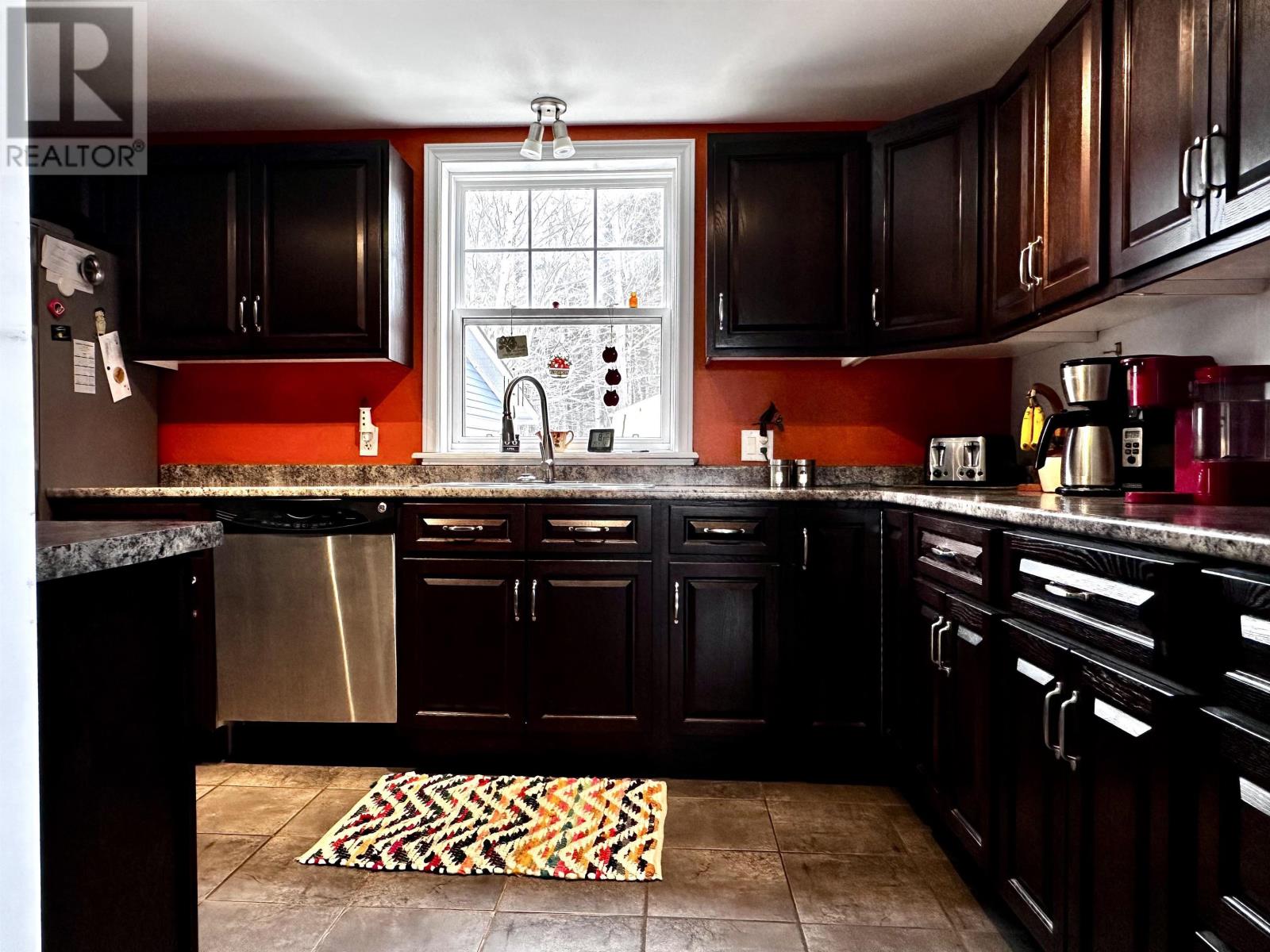 8872 Kempt Head Road - 9