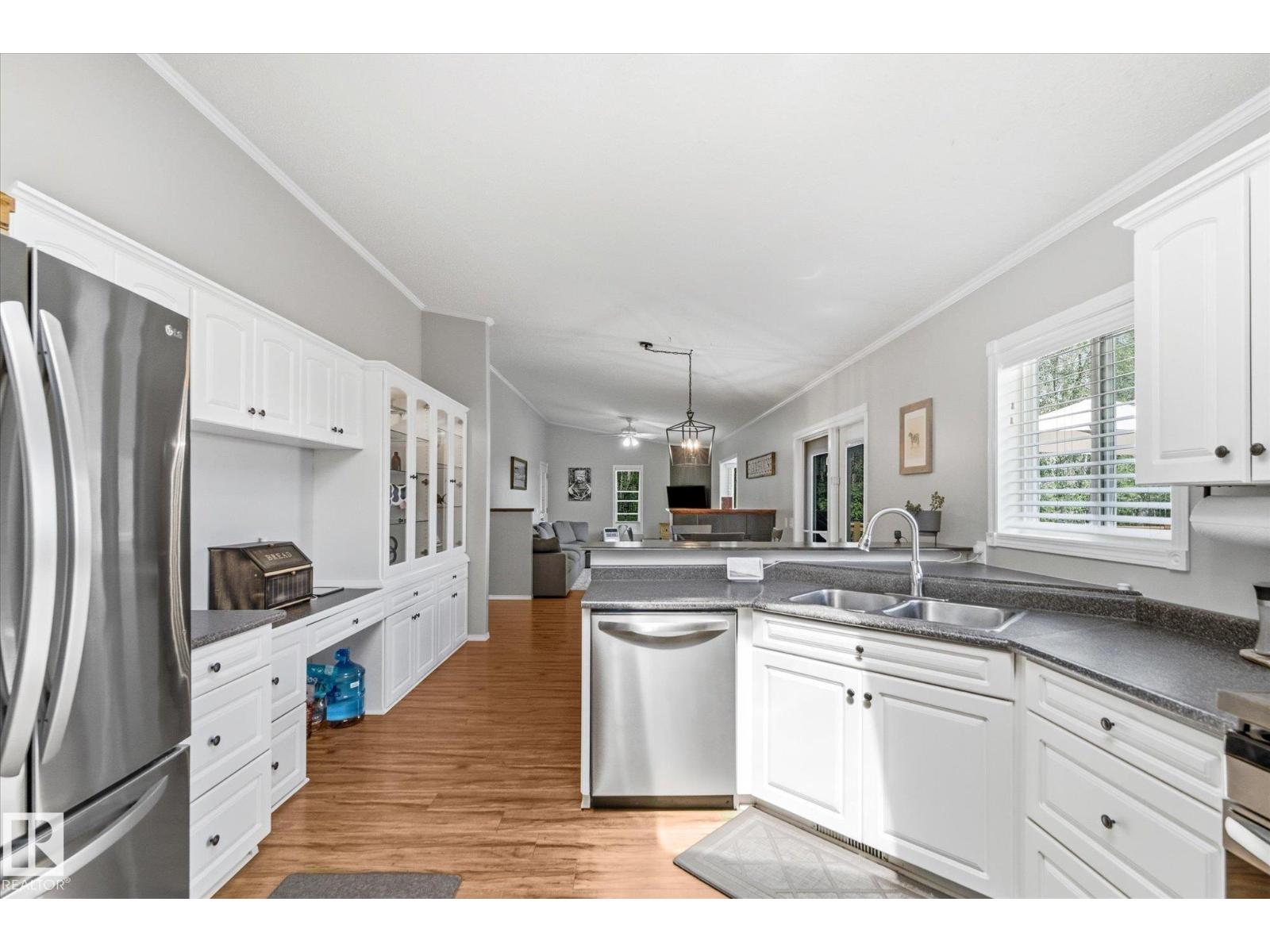 51201 RGE ROAD 73 - 8
