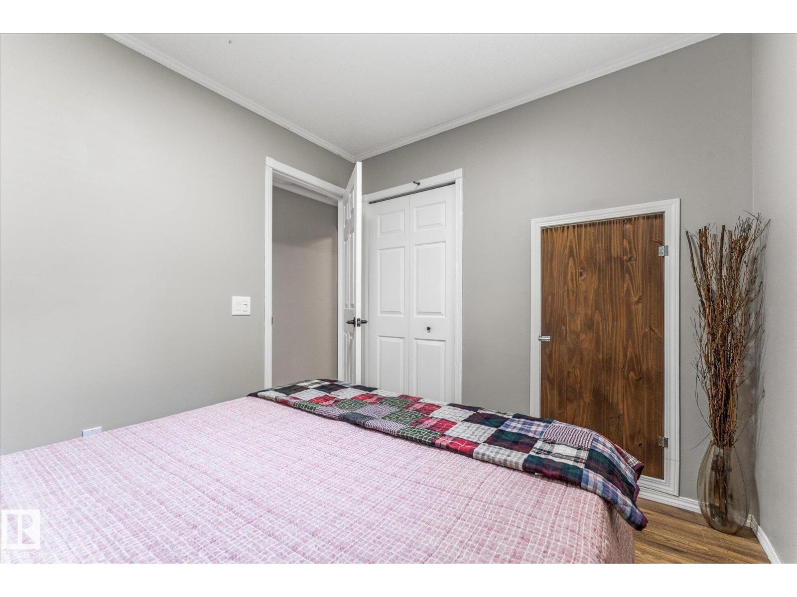 51201 RGE ROAD 73 - 26