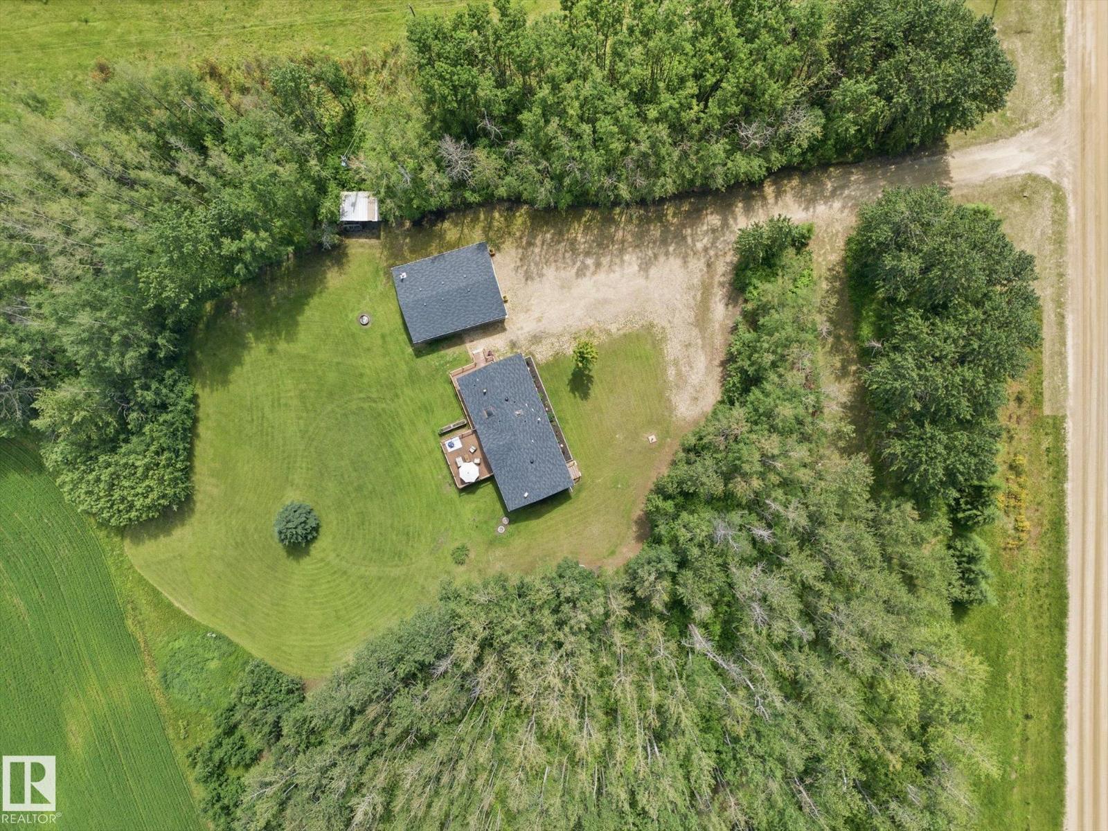 51201 RGE ROAD 73 - 46