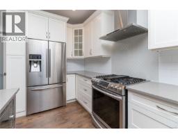 Kitchen - 990 Ariane Gdns, Langford, BC V9C3A4 Photo 11