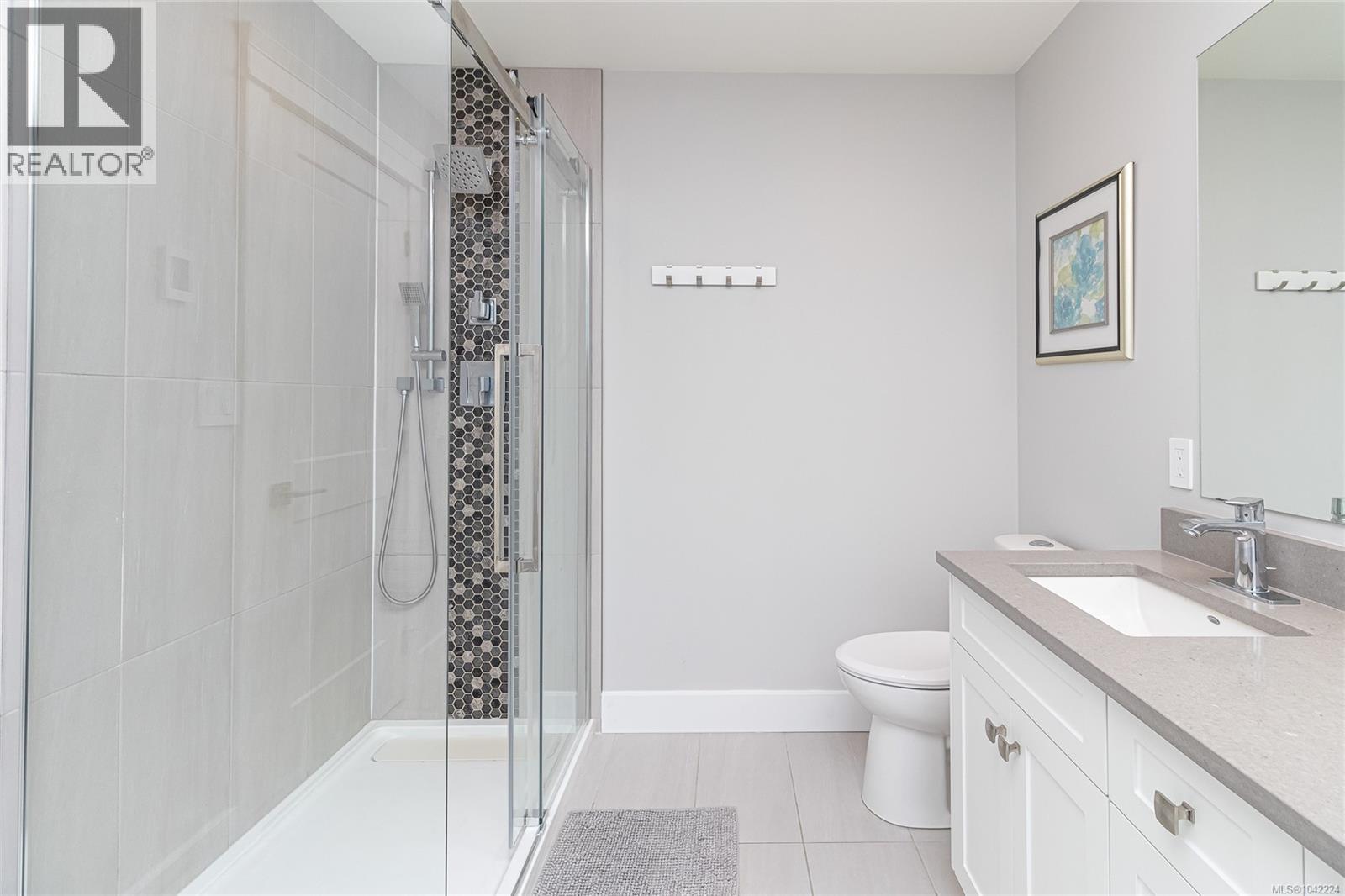 990 Ariane Gdns - 16
