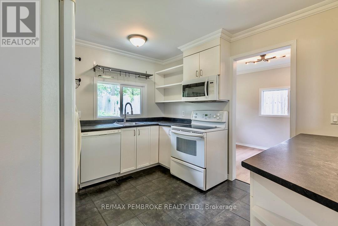 310 ESTHER STREET - 11
