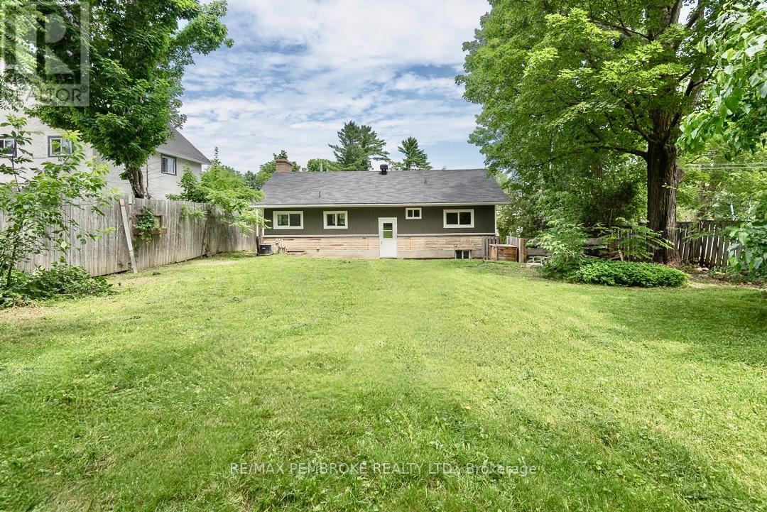 310 ESTHER STREET - 37