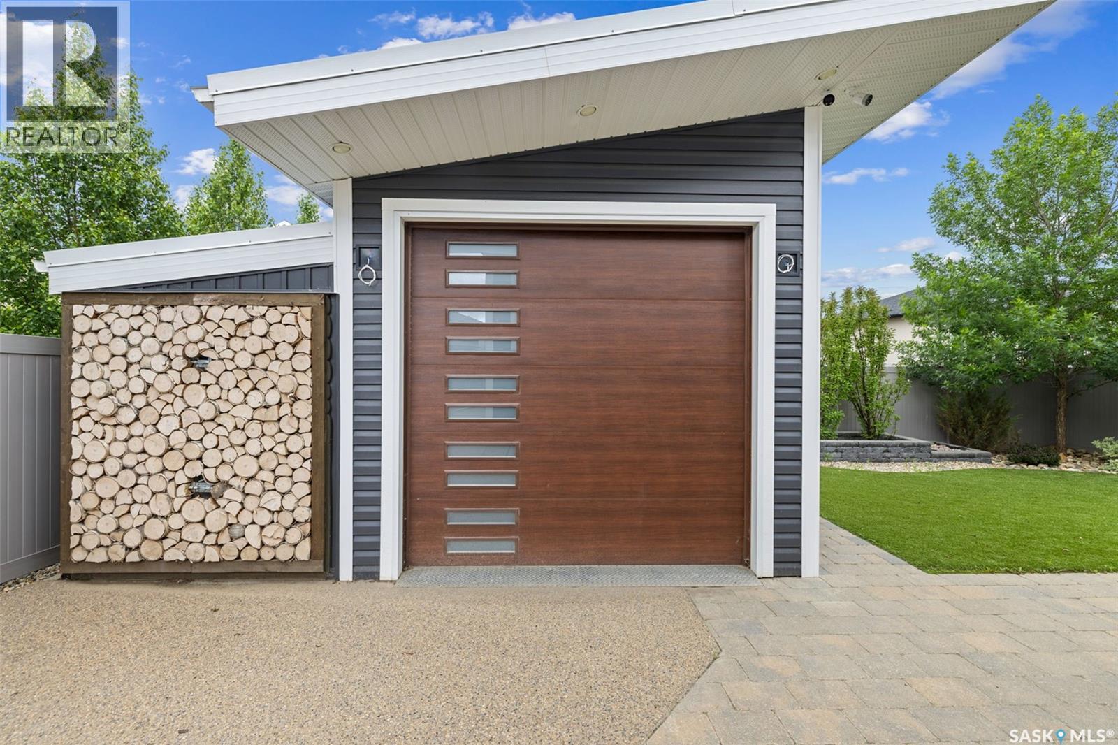 25 Hudson DRIVE - 45