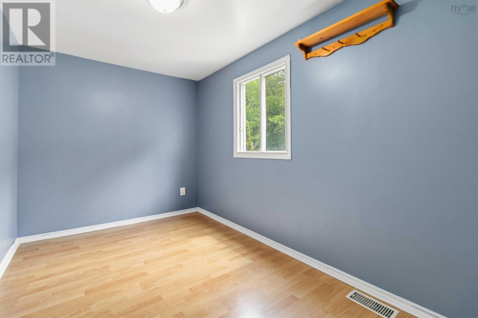 20 Acorn Road - 18
