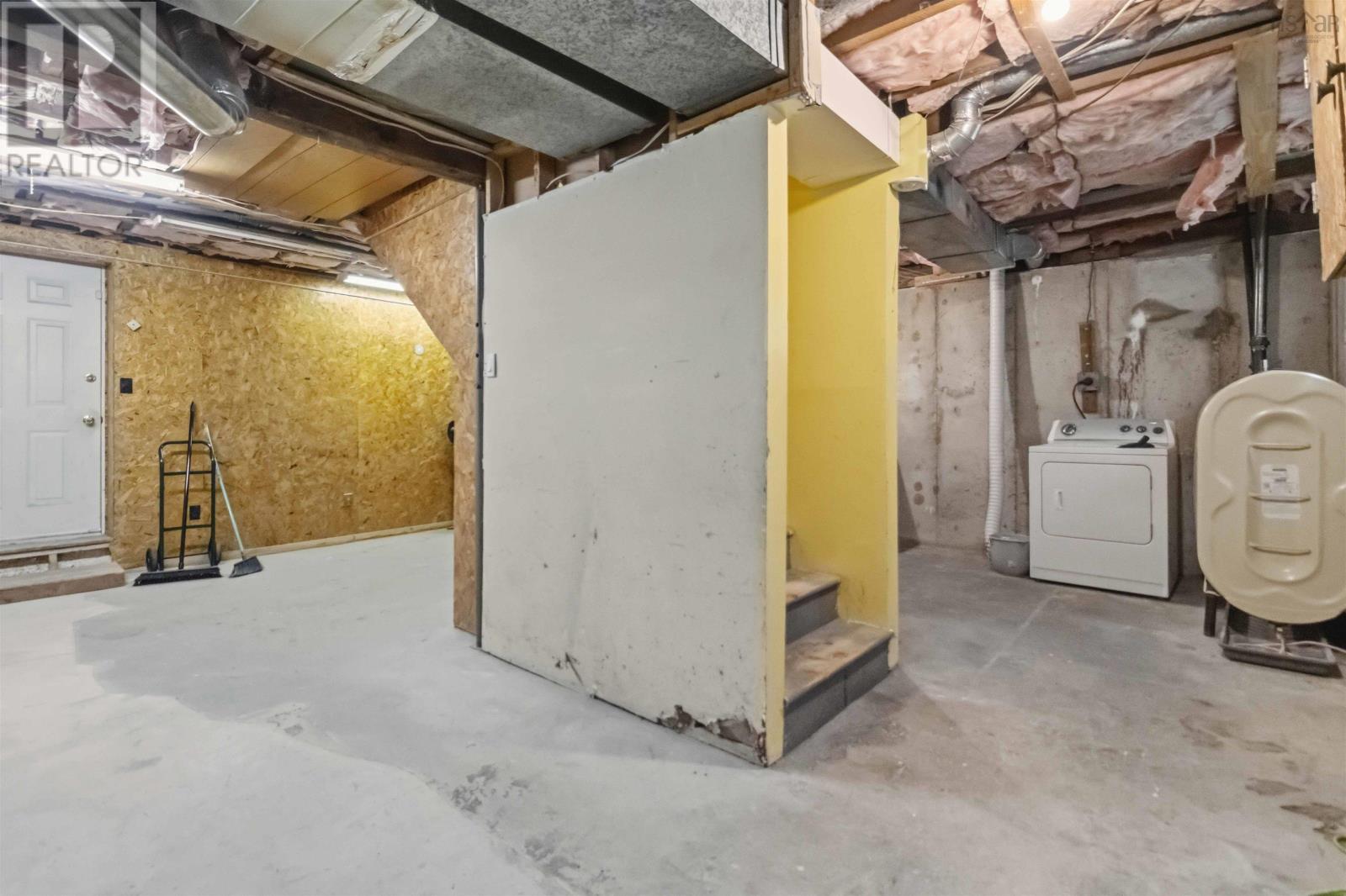 20 Acorn Road - 21