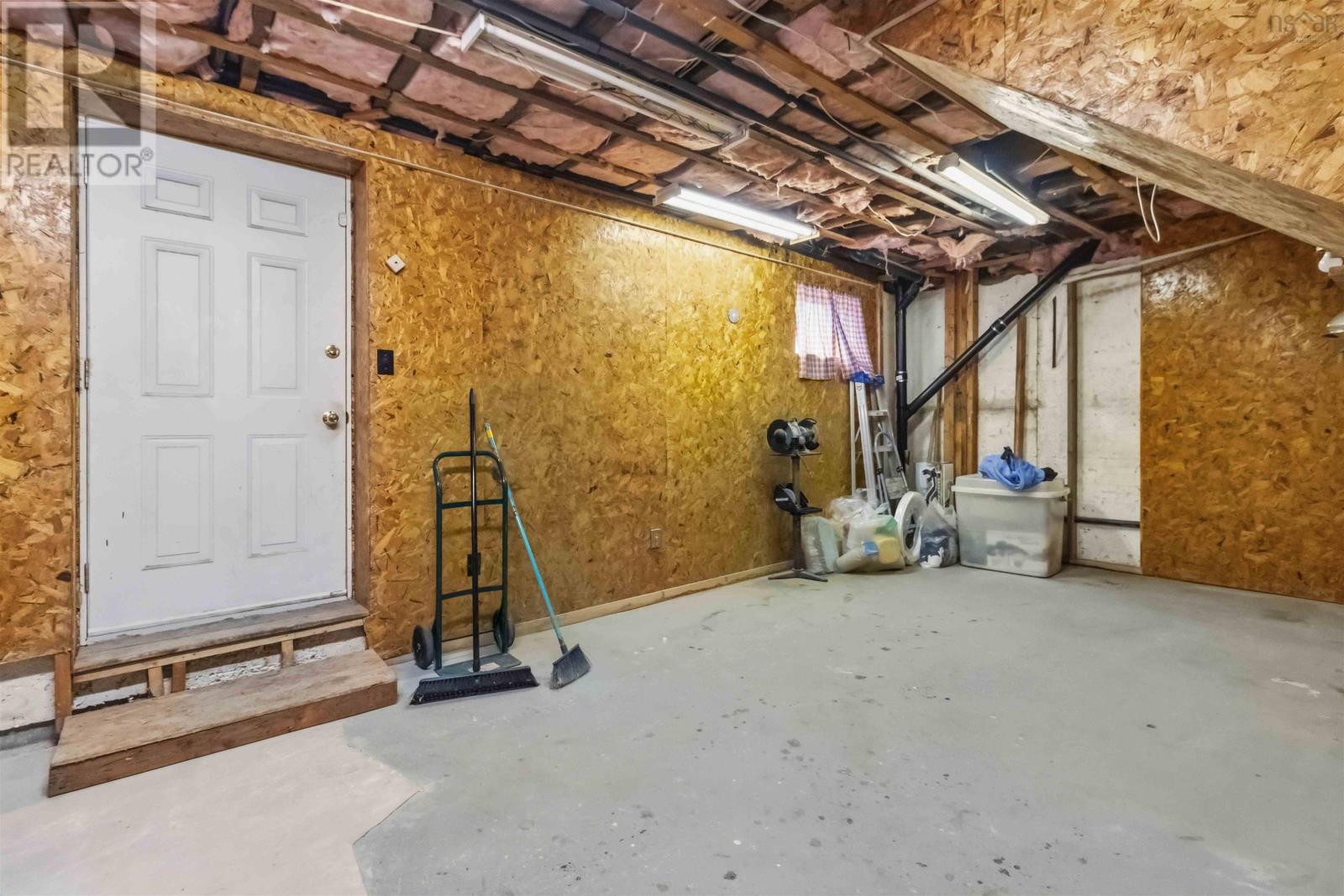 20 Acorn Road - 22