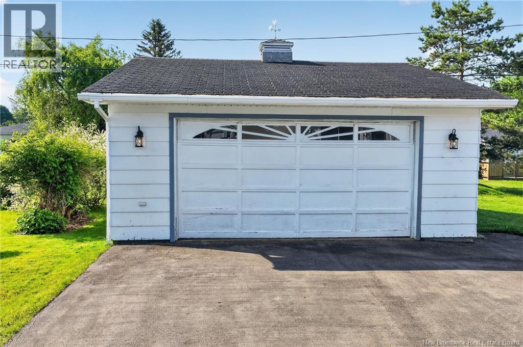 22 Ashburn Avenue - Image 4