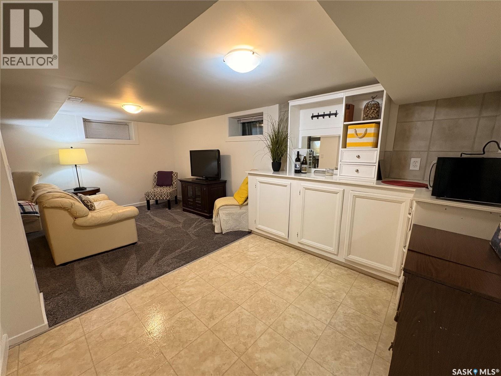 2458 Broder STREET - 16