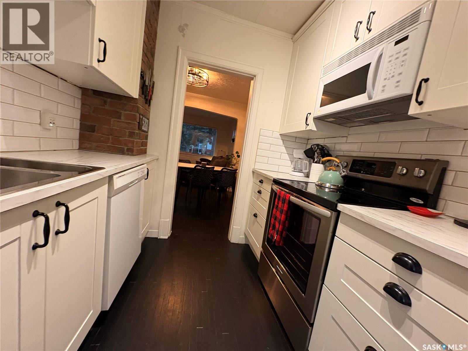 2458 Broder STREET - 2