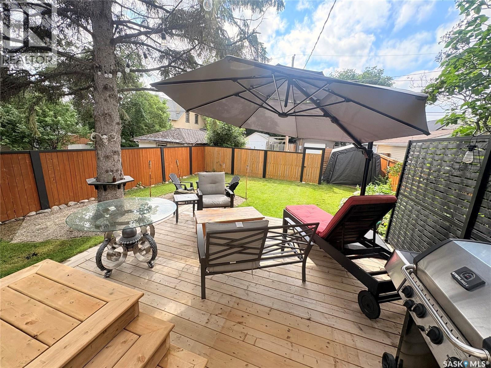 2458 Broder STREET - 20